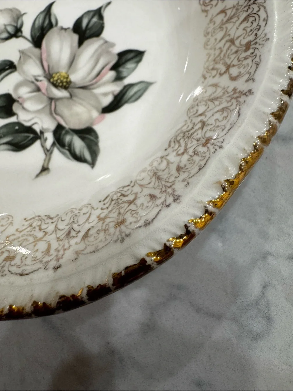 Vintage Magnolia Floral Bowl 6” Gold Trim Scalloped Cottagecore